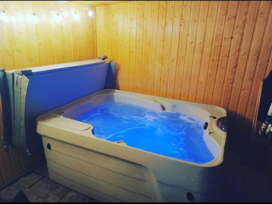 Therapy Lodge バリーキャッスル エクステリア 写真
